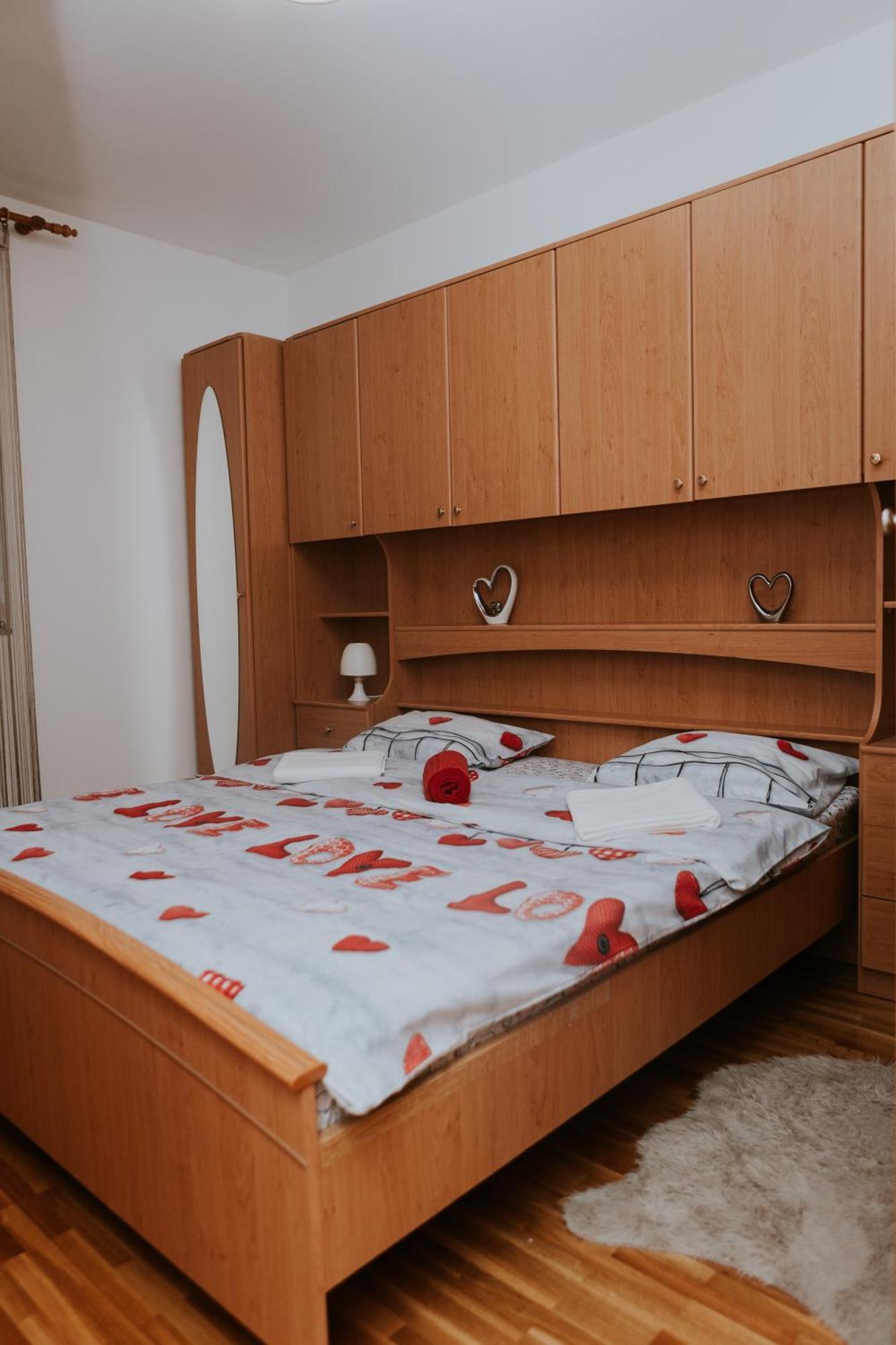 Apartman Antonio Госпич Экстерьер фото